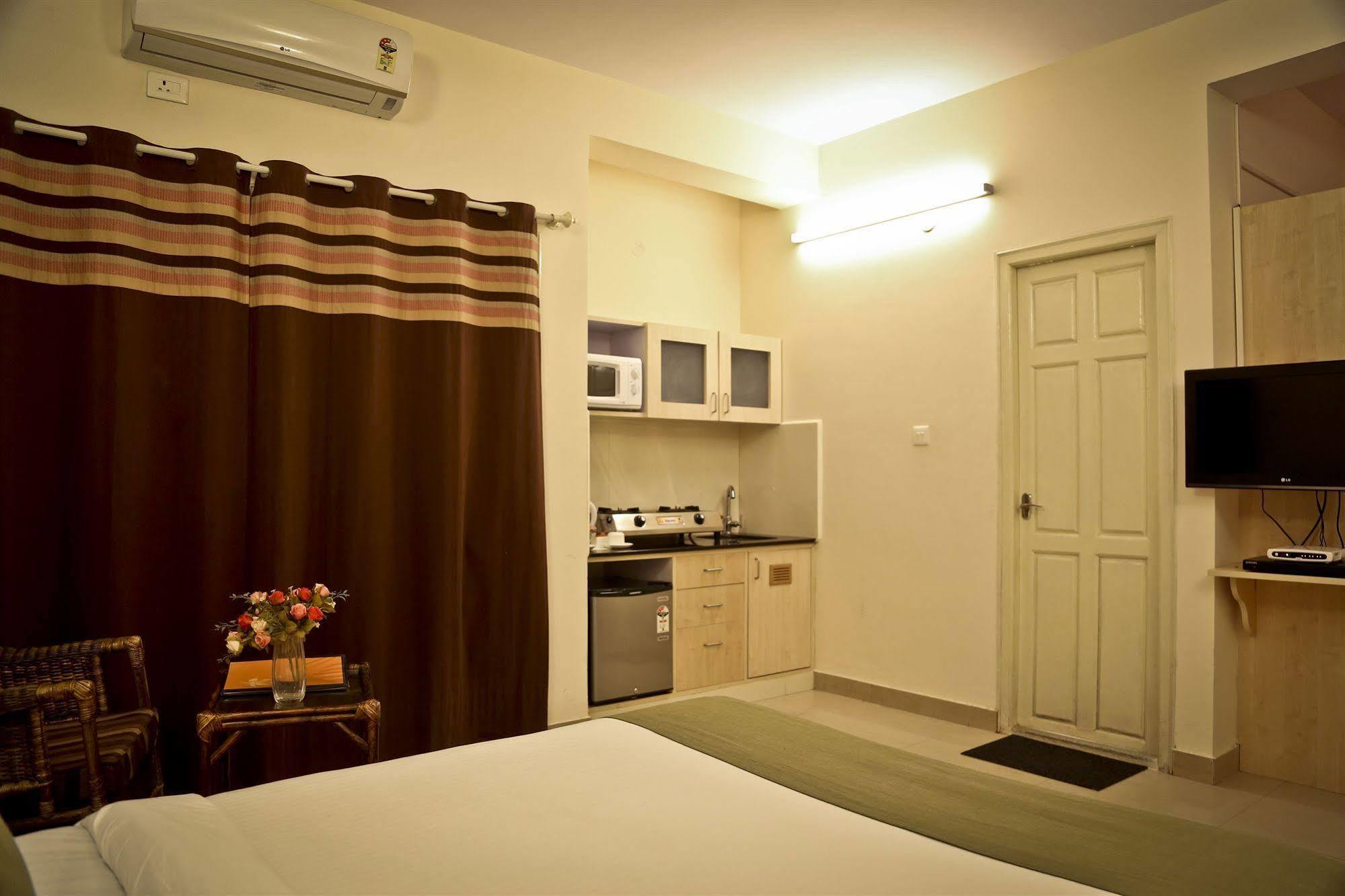 Maple Suites, Serviced Apartments Бенґалуру Екстер'єр фото